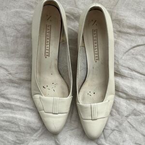 Naturalizer Women's Courts